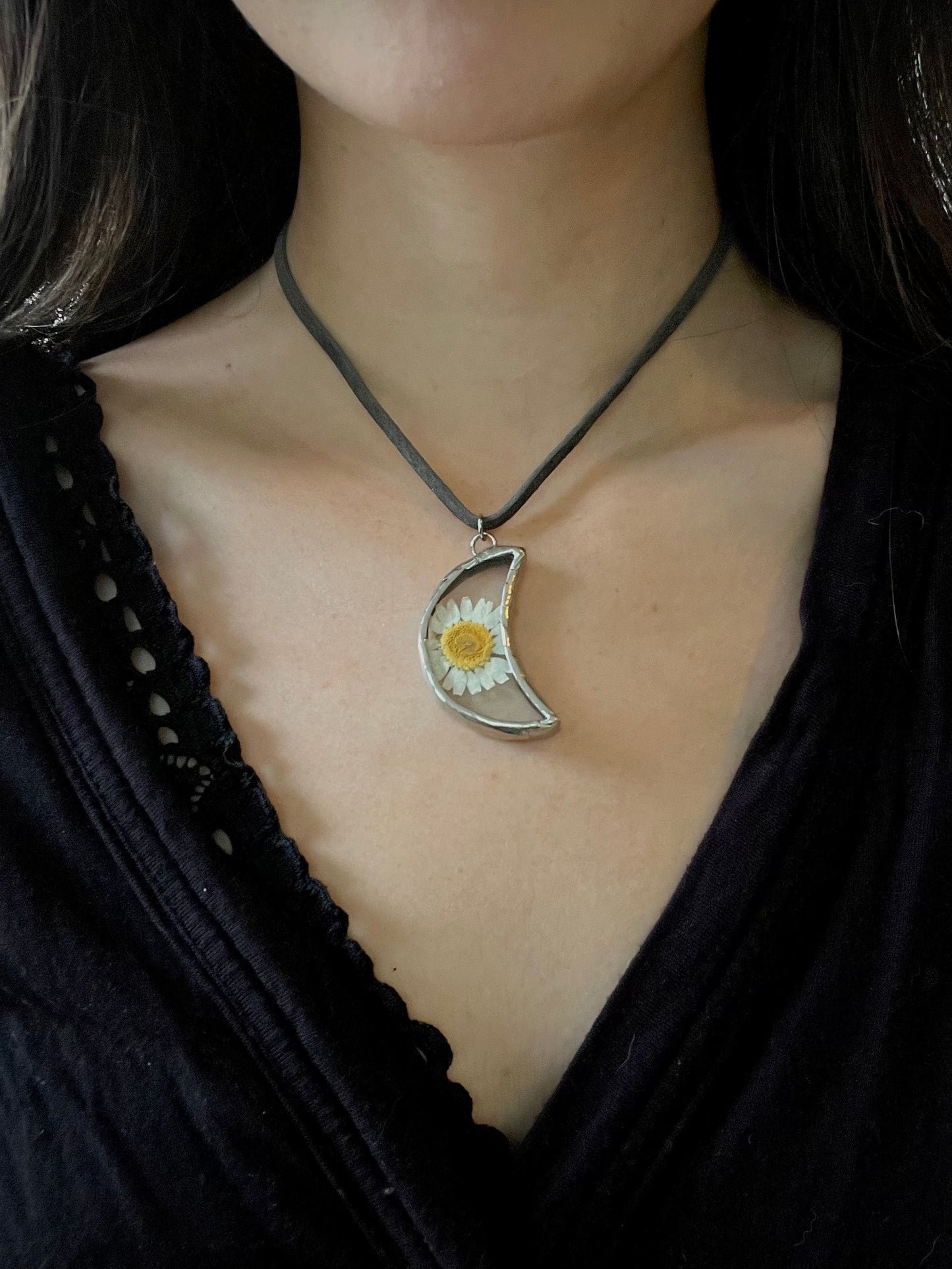 Silver Daisy Necklace